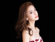 开云APP-炽热对决中，他是沙漠唯一的甘泉，布克无争议全场最佳