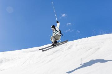 开云体育入口-诺坎普奇迹夜，内马尔两射一传导演逆转，巴萨绝境重生致敬传奇