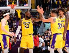 开云官方app入口-NBA球星集结夏季联赛，虎视眈眈