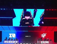 开云体育中国-关于CLG轻取TSM，Kanavi打出惊人五杀鏖战多局全球总决赛，引爆全场热议的信息