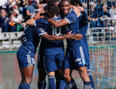 开云下载-阿雅克肖客场击败洛里昂，取得关键胜利