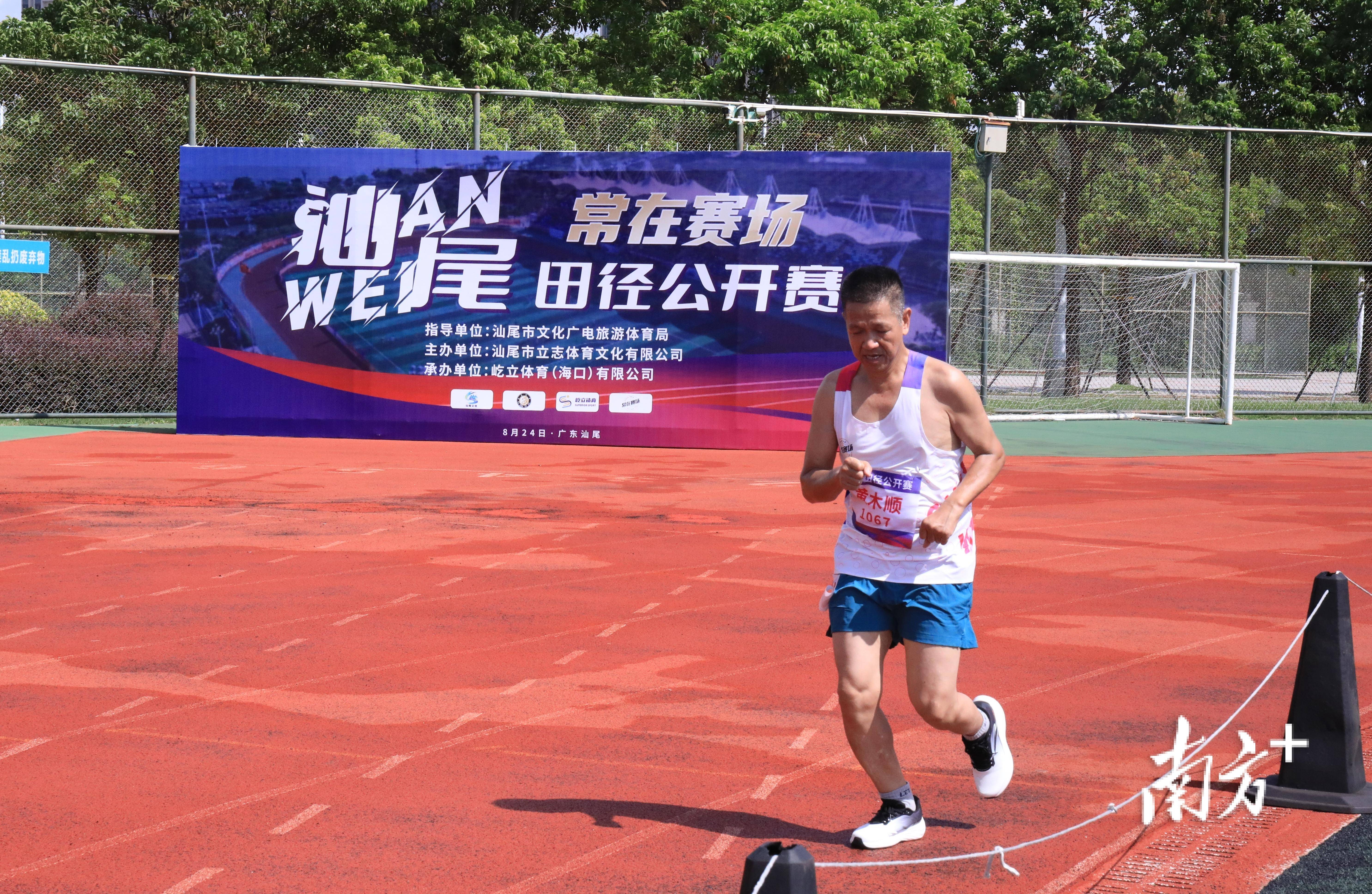 开云下载-包含FLY鏖战TES，Perkz拿下关键大龙峡谷大战2025世界赛，点燃全场激情的词条