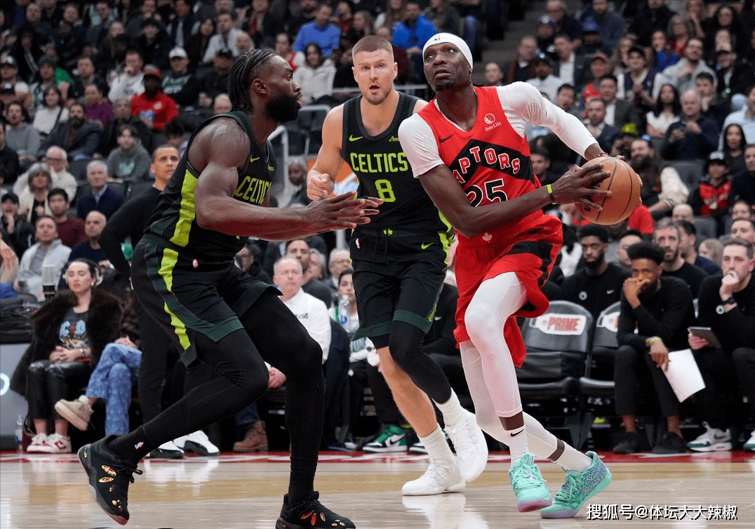 开云体育官网-猛龙队主场大捷,球队士气高涨