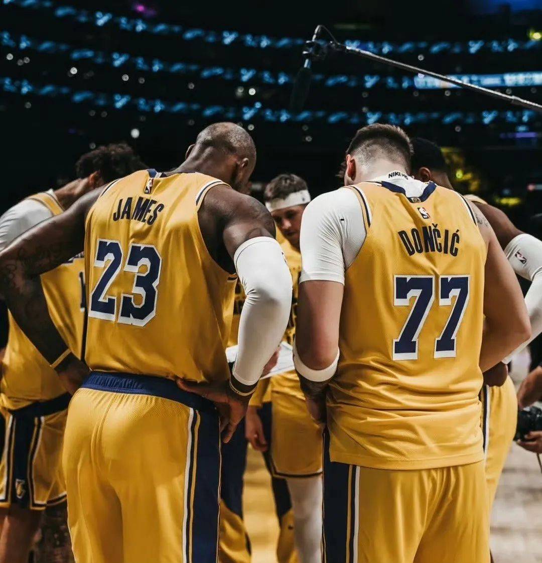 开云体育官网-关于湖人队主场击败篮网队,詹姆斯砍下29分的信息