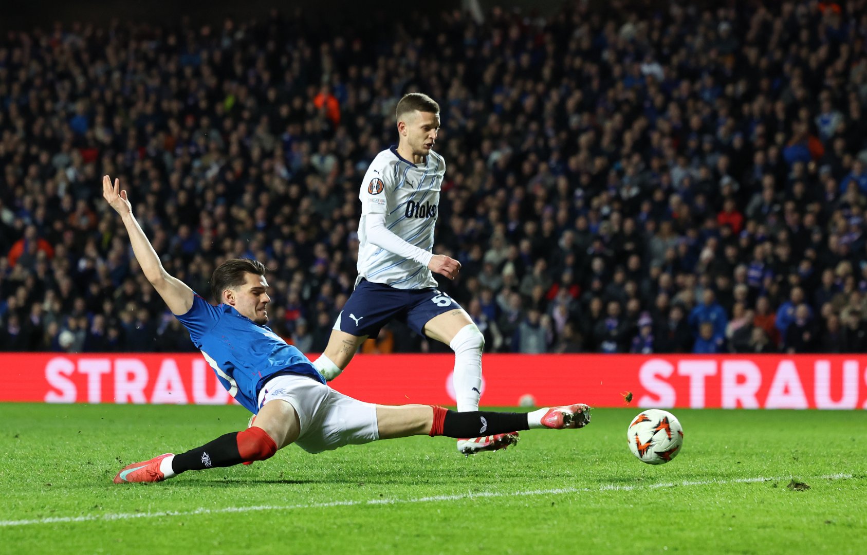 开云官方app入口-拉齐奥射手梅开二度，助球队连胜