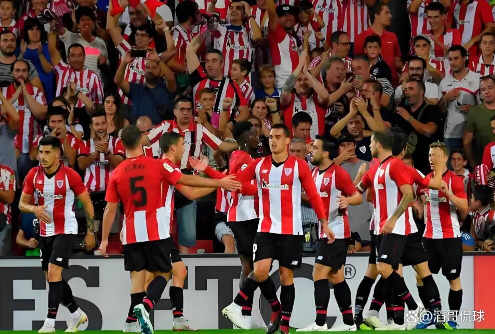 开云体育在线-马德里竞技客场完胜皇家社会,稳坐西甲榜首