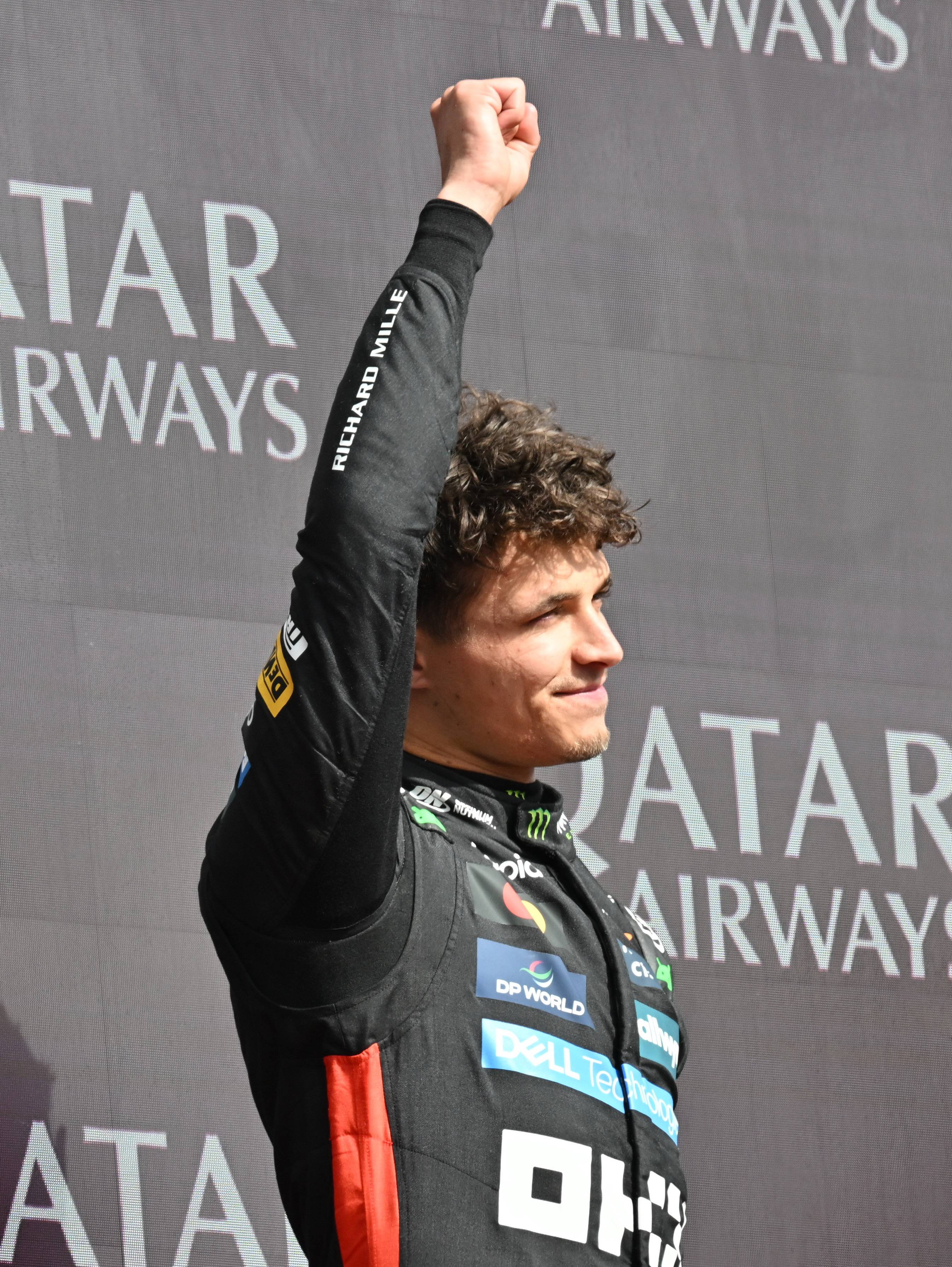 开云体育官网-雷诺车队完胜索伯车队,诺里斯关键制胜的简单介绍