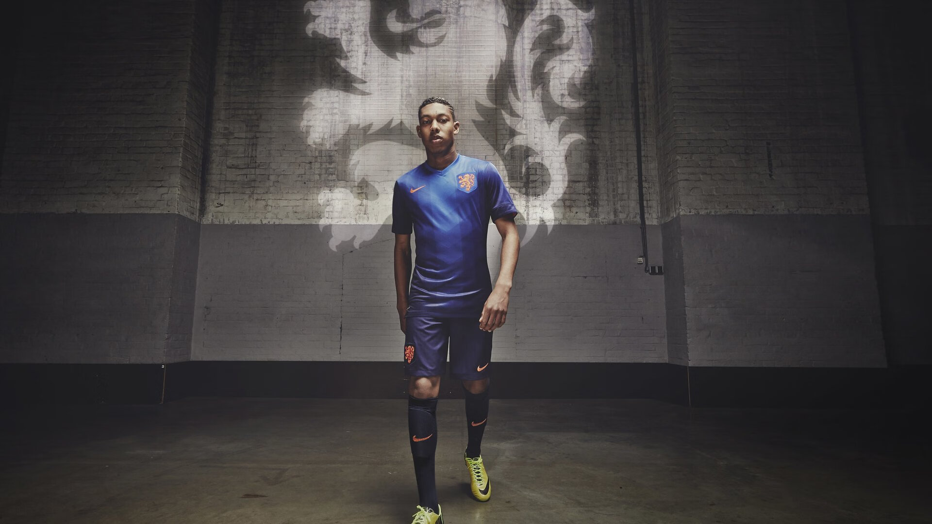 开云体育APP下载-双线逆转,从哥德堡的绝望到平壤的统治